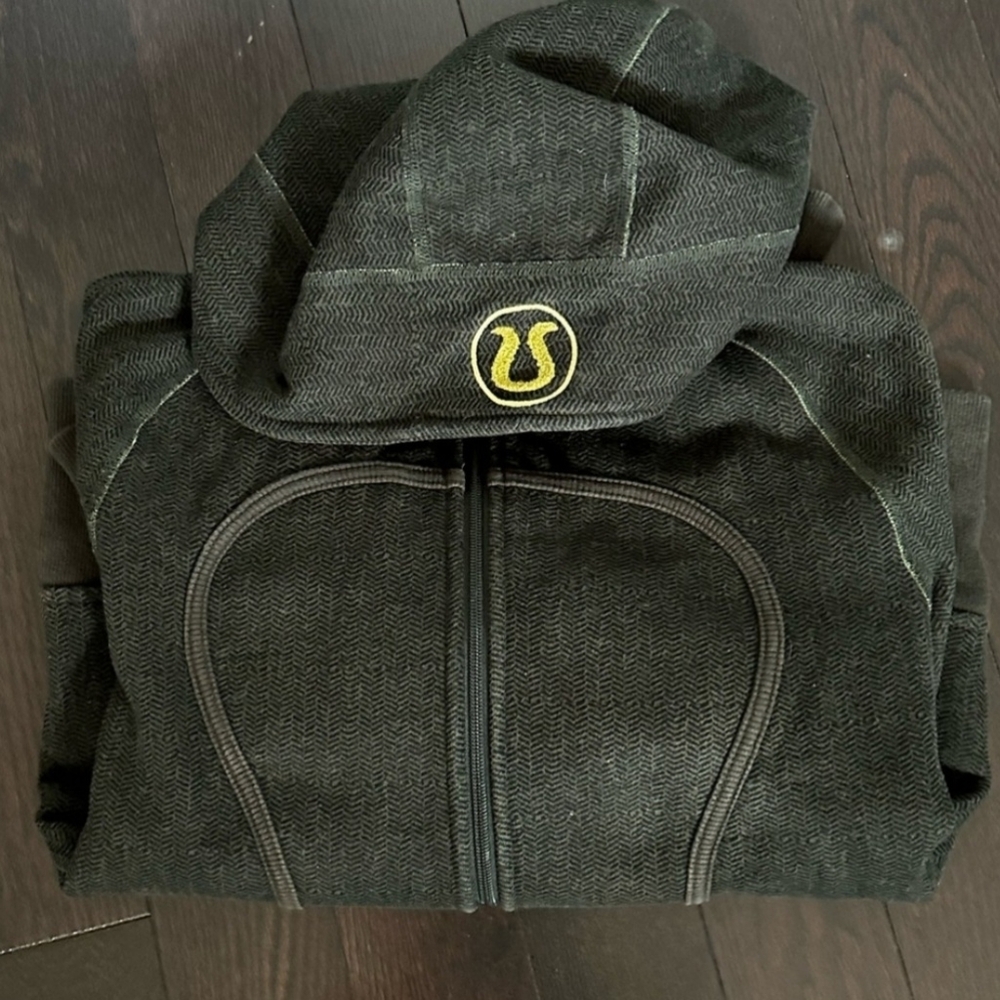 🔥 Lululemon Scuba Hoodie – Green - Picture 4 of 6